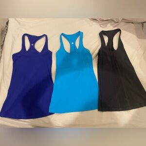 Bundle of 3 Lululemon tank tops, size 4/small